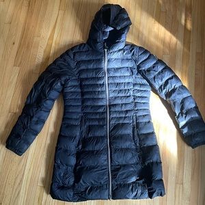 Lightweight hooded winter coat
